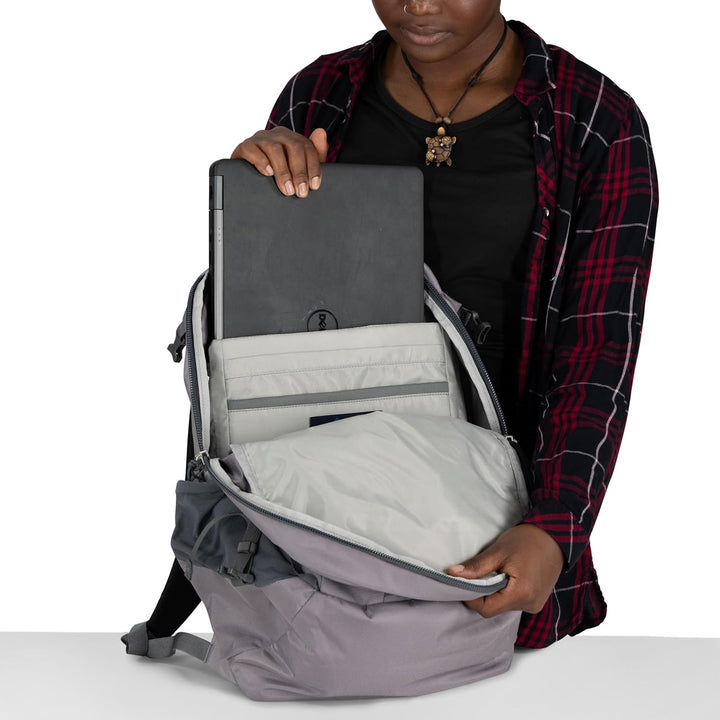 Mochila para laptop Osprey Axis \u2013 Elegante mochila diaria con...