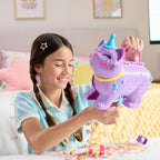 Polly Pocket Micro muñecas y set de juego con 23 accesorios sorpresa incluyendo mascotas, fiesta de cumpleaños, celebración de gatito, paseo en la rueda de la fortuna