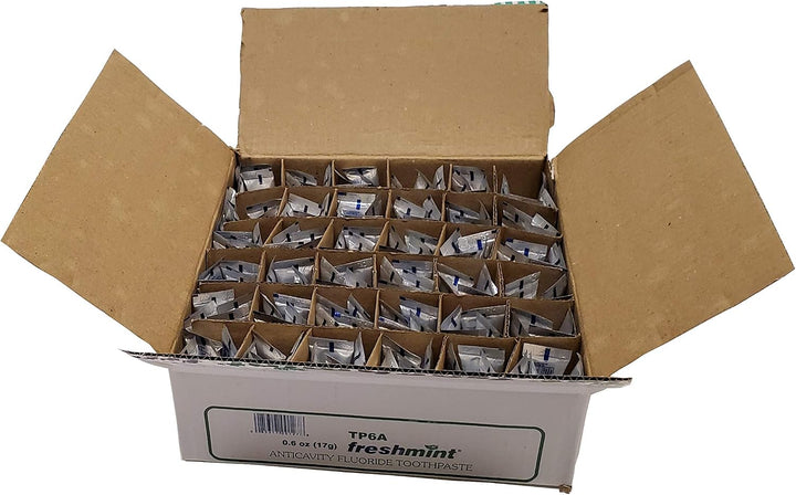 144 tubos de pasta dental con flúor anticaries Freshmint de 0.6 oz,...