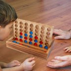 Tic Tac Toe y juego de mesas 4 en una fila, línea clásica de tablero para sala de estar, decoración de mesa rústica y uso como parte superior de juego de madera para decoración de habitación