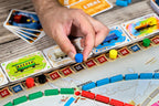 Juego de mesa Ticket to Ride de Asmodee (Actualización 2025) - Una aventura ferroviaria a través del país para amigos y familia, juego de estrategia para niños y adultos, a partir de 8 años, 2-5