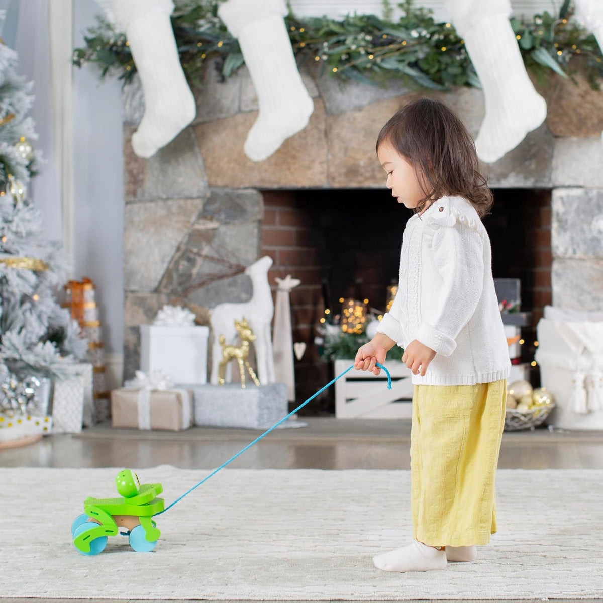 Melissa & Doug First Play - Juguete de madera Rana traviesa para jalar