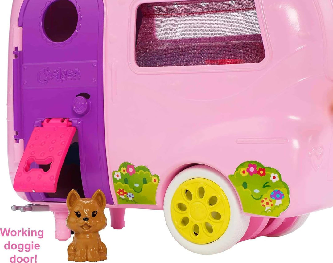 \u200BBarbie Club Chelsea Camper juego con muñeca Chelsea, cachorro...
