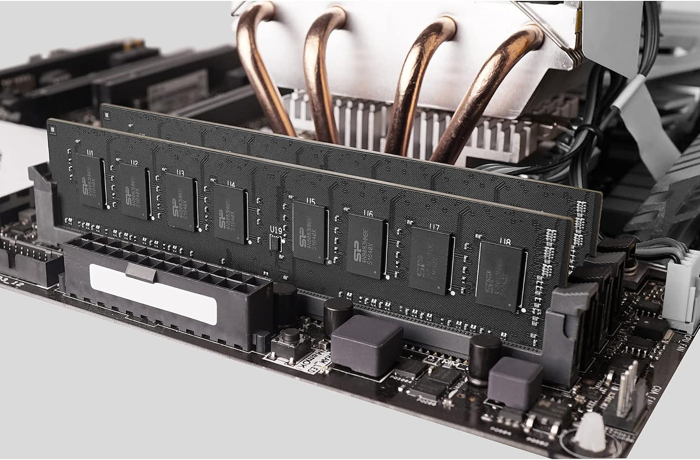 Silicon Power DDR4 16 GB Kit (2 x 8 GB) 3200 MHz (PC4-25600) CL22 U...