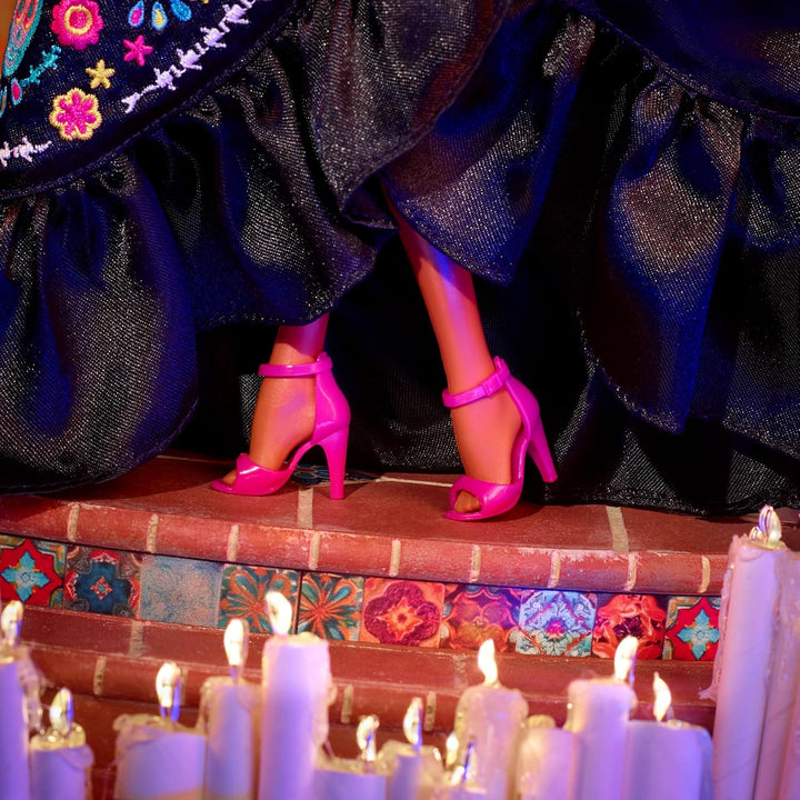 Muñeca Barbie Signature, colección de 2024 Día de Muertos en vestid...