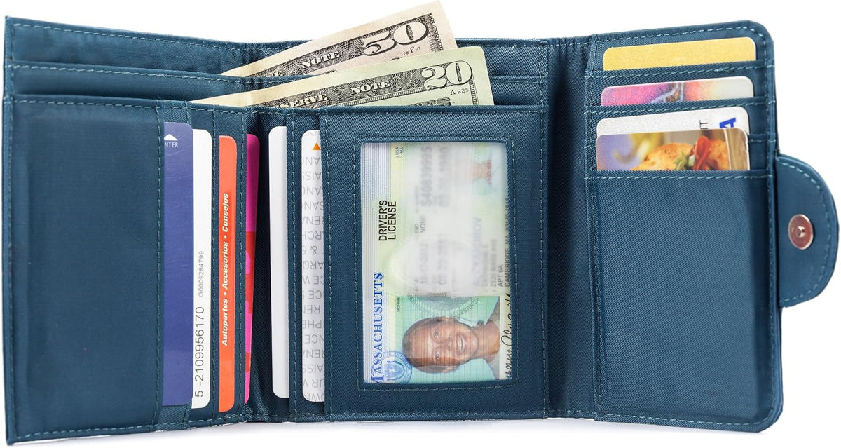 Big Skinny Cartera delgada para mujer Trixie de tres pliegues, con capacidad para hasta 30 tarjetas
