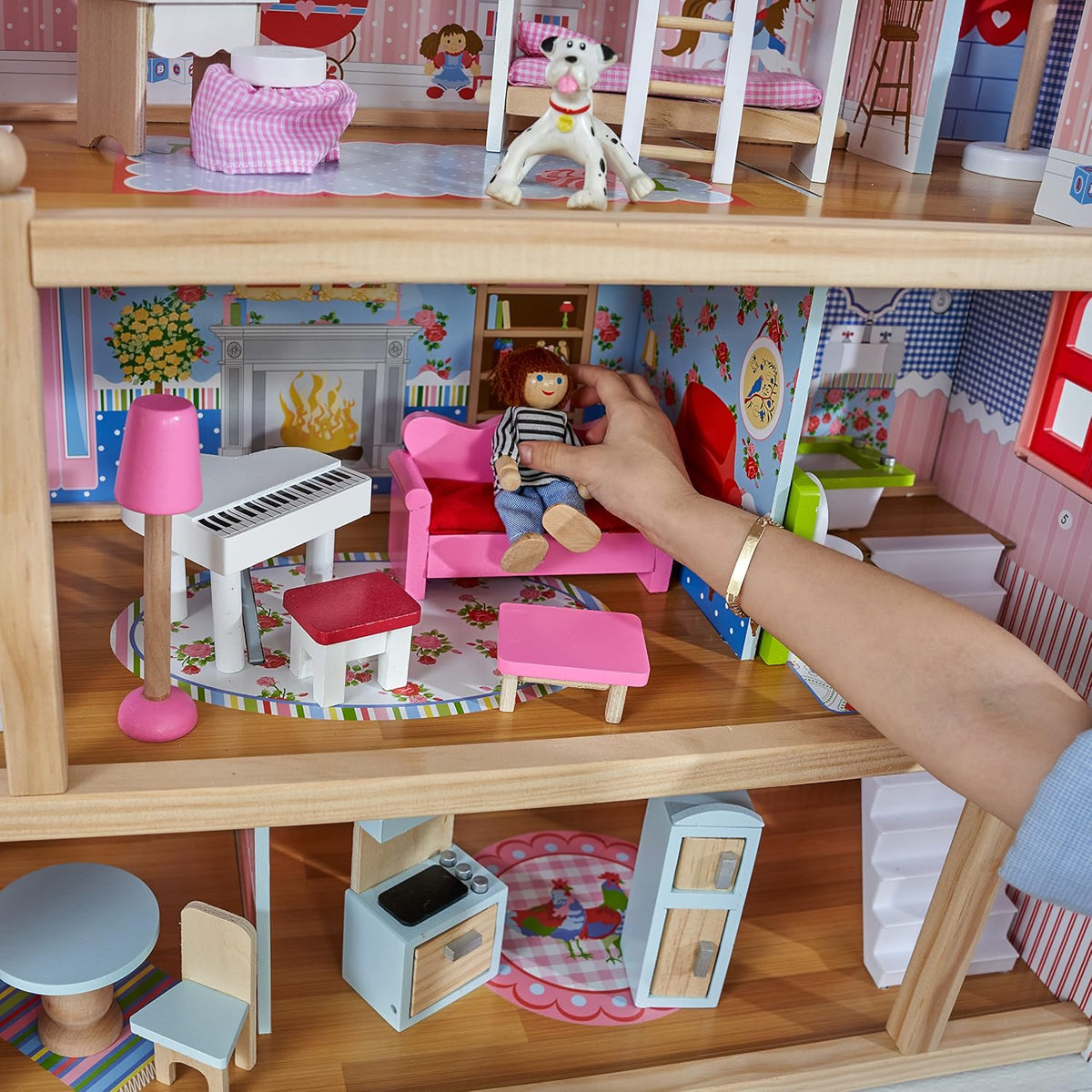 Muñeca Chelsea Cottage con muebles KidKraft