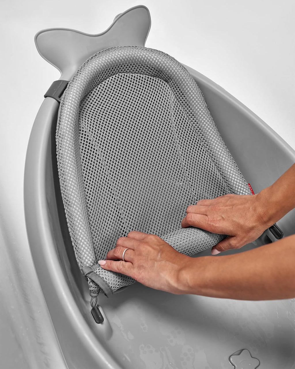 Skip Hop Bañera infantil de 3 etapas para crecimiento con eslinga inteligente para bebés MOBY Bañera Gris Edad 0+