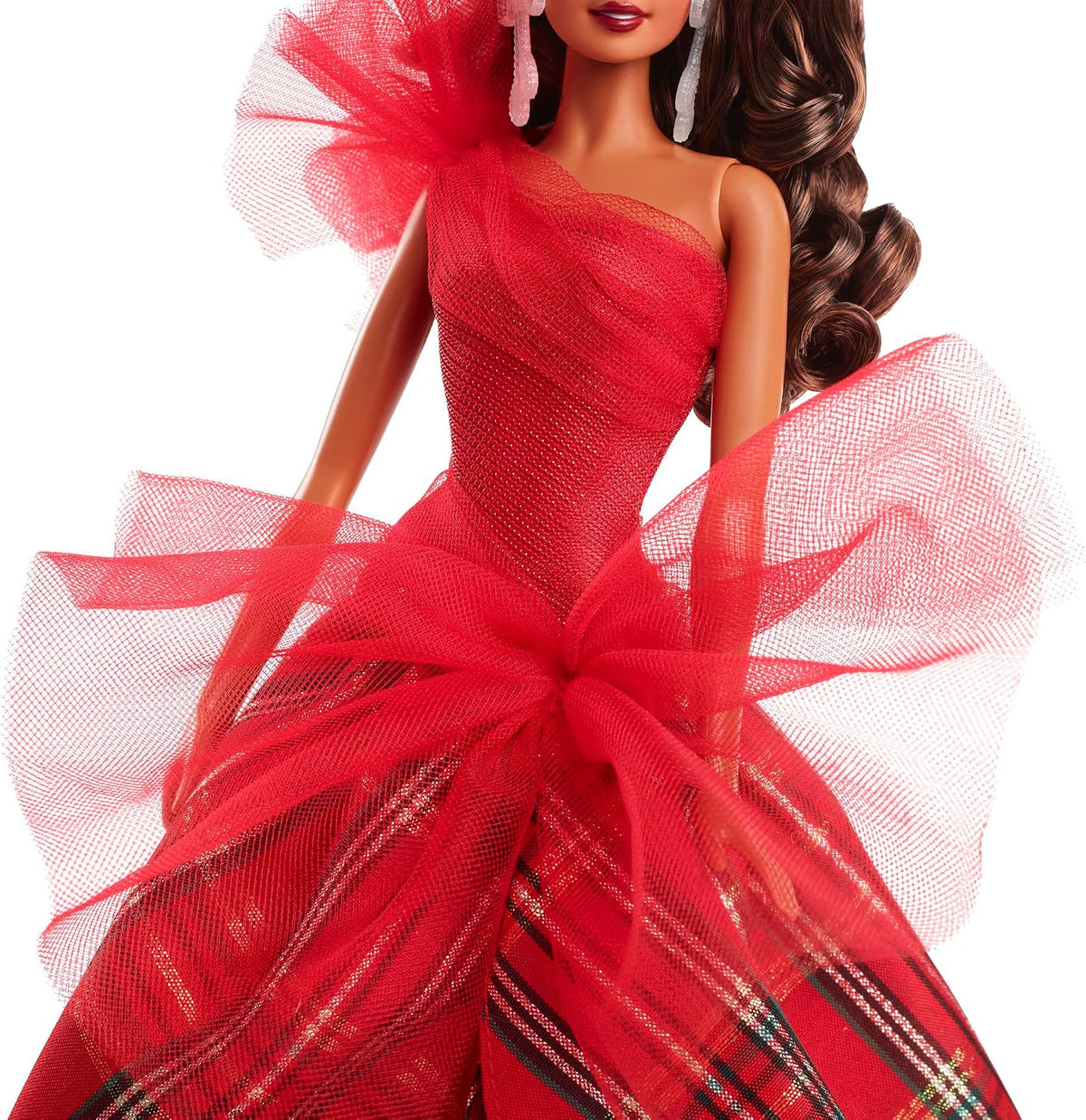 Barbie Signature 2024 Muñeca Navideña con Cabello Castaño Claro en Vestido a Cuadros, Juguete Coleccionable en Empaque Exhibible