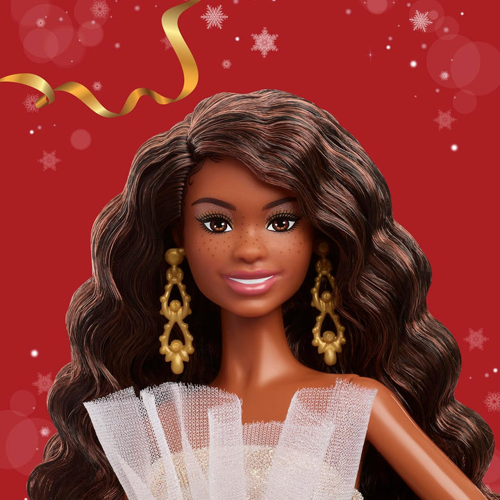 Barbie Signature 2025 - Muñeca de moda de pelo negro con vestido pl...