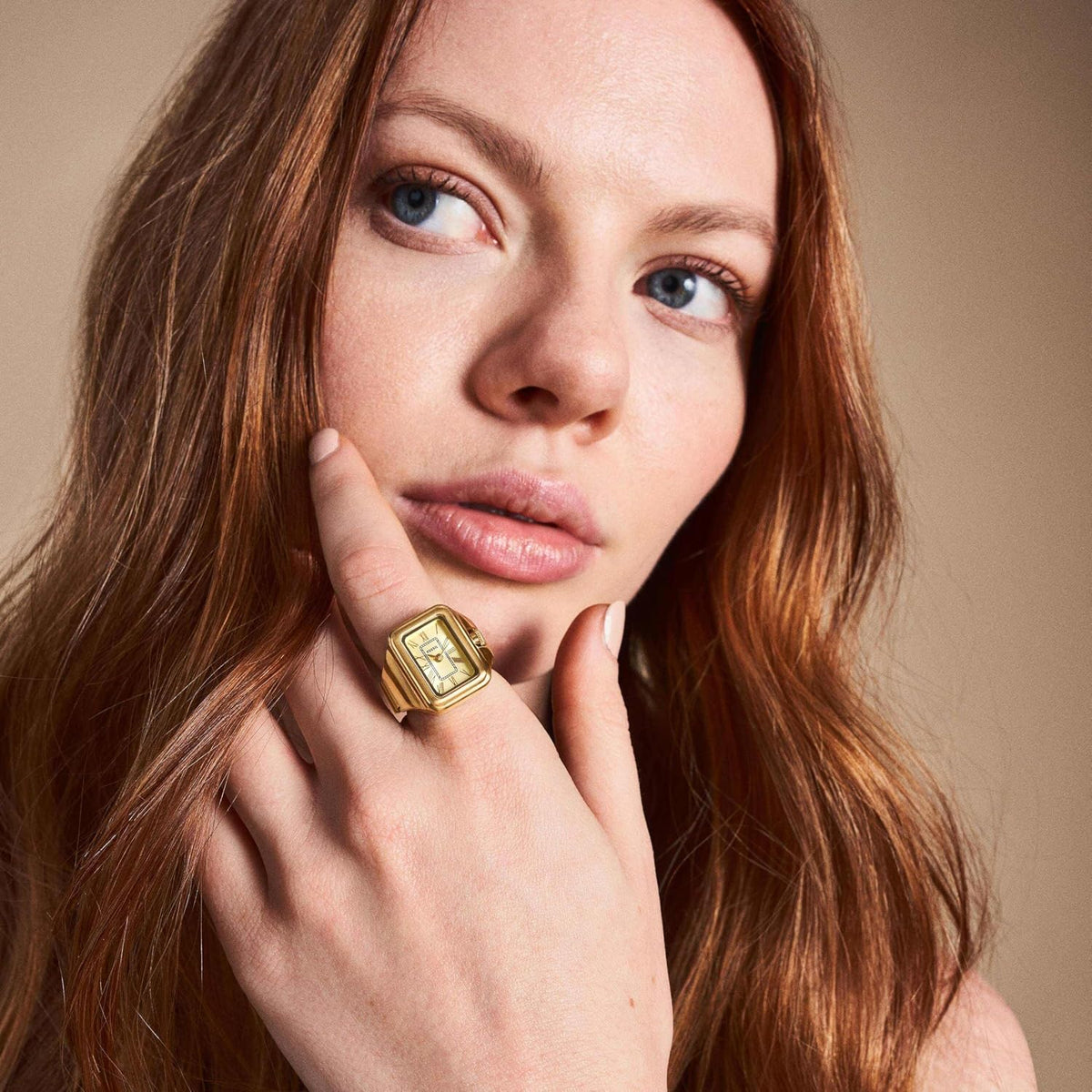 Fossil Reloj de Cuarzo de Acero Inoxidable de Dos Manos para Mujer con Anillo