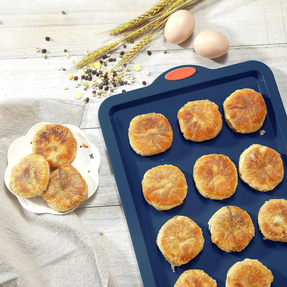 Juego de 4 moldes de silicona para hornear, antiadherentes con moldes para hornear, hojas para hornear, hojas de galletas, molde para pasteles con agarres y marco reforzado de metal más