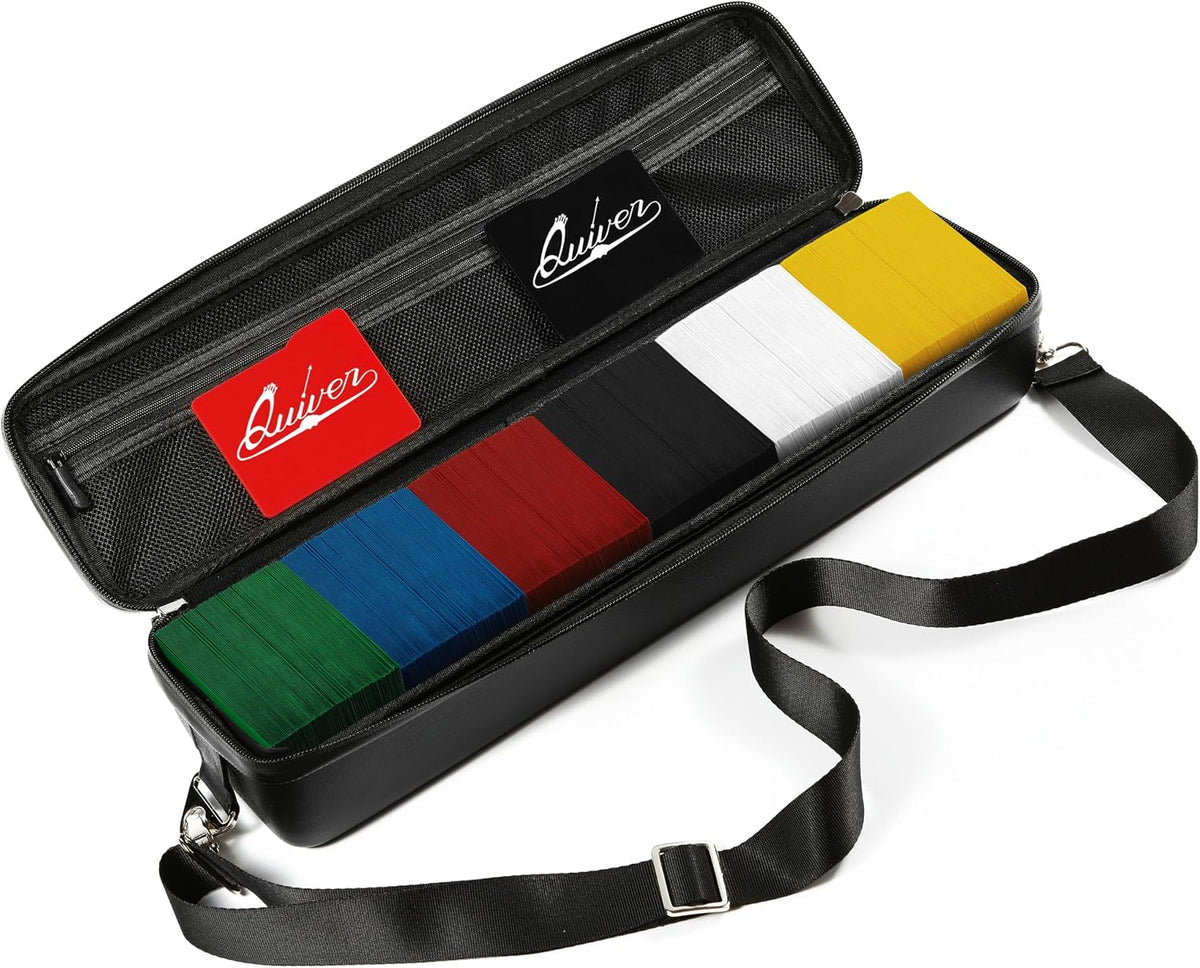Funda Negra para Cartas de Quiver - Estuche para Baraja de TCG, Bolsa para Cartas de Juego (+ Correa para Muñeca y Hombro, Separadores, Dividers, Almohadillas para Esquinas + 100 Fundas