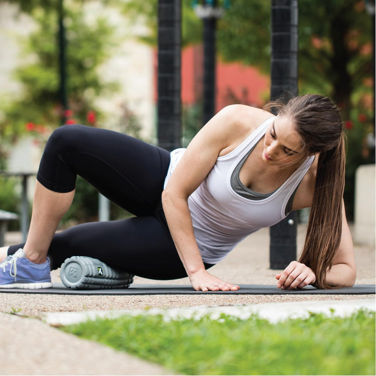 TriggerPoint CORE - Rodillo de espuma para masaje con compresión más suave para ejercicio, tejido profundo y recuperación muscular - Alivia el dolor y la rigidez muscular, mejora la movilidad y la