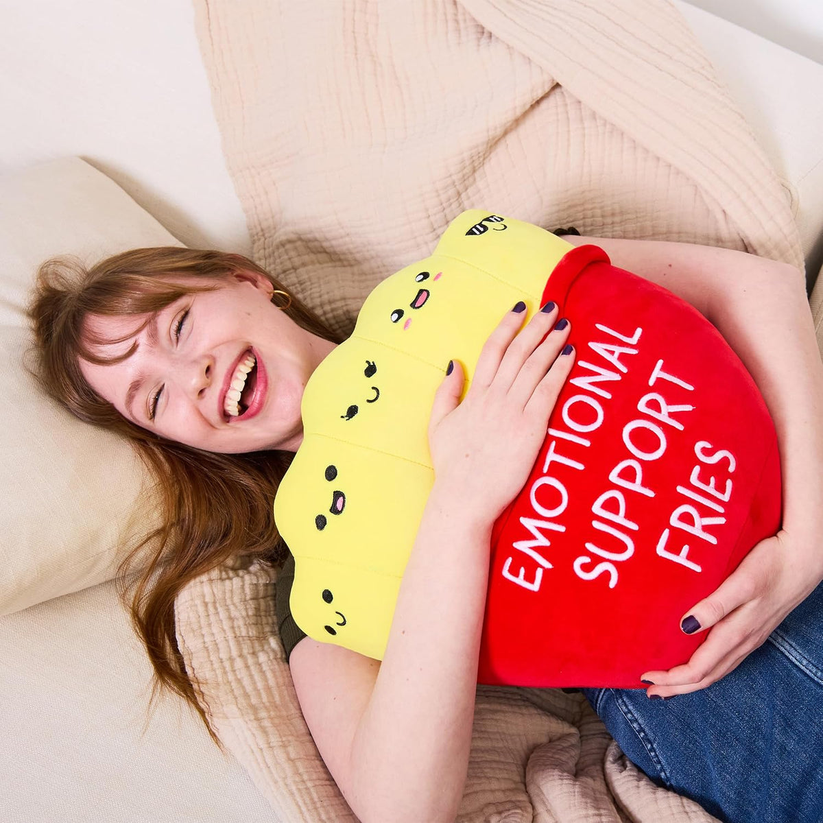 Apoyo emocional Mochi Fries de Relatable, peluches de peluche, almohada corporal suave, bonita decoración de habitación, gran idea de regalo para seres queridos de todas las edades