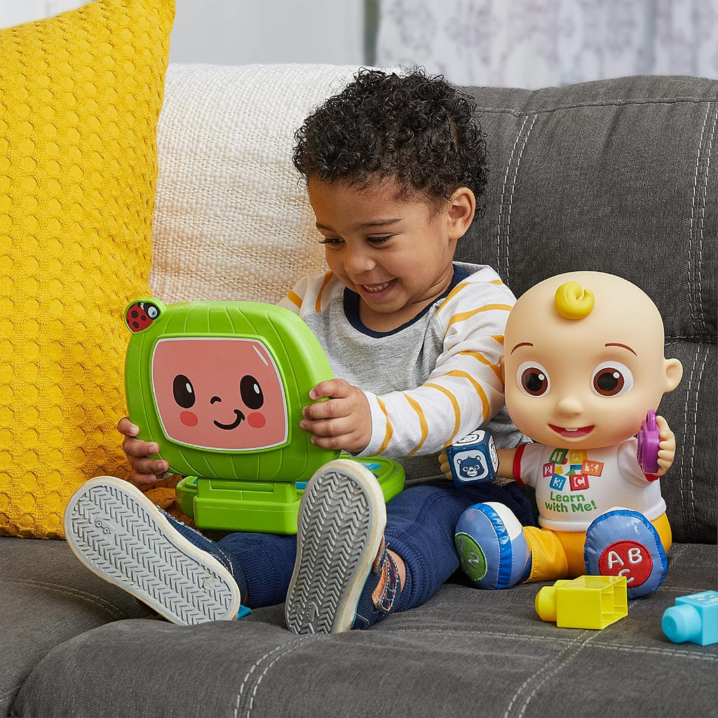 CoComelon Just Play - Juguete para computadora portátil para niños, luces, sonidos y música, fomenta el reconocimiento de letras, números, formas y animales, juguetes para niños con licencia oficial