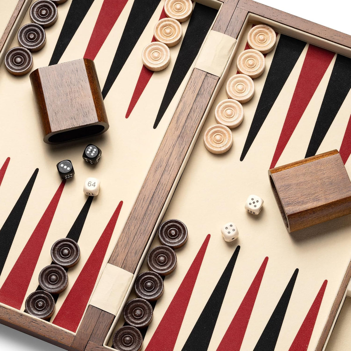 Juegos de backgammon de nogal natural prémium de 14.5 pulgadas para adultos, 30 damas de madera, 2 tazas de dados de nogal y 5 dados de madera, juego clásico de mesa de estrategia para dos