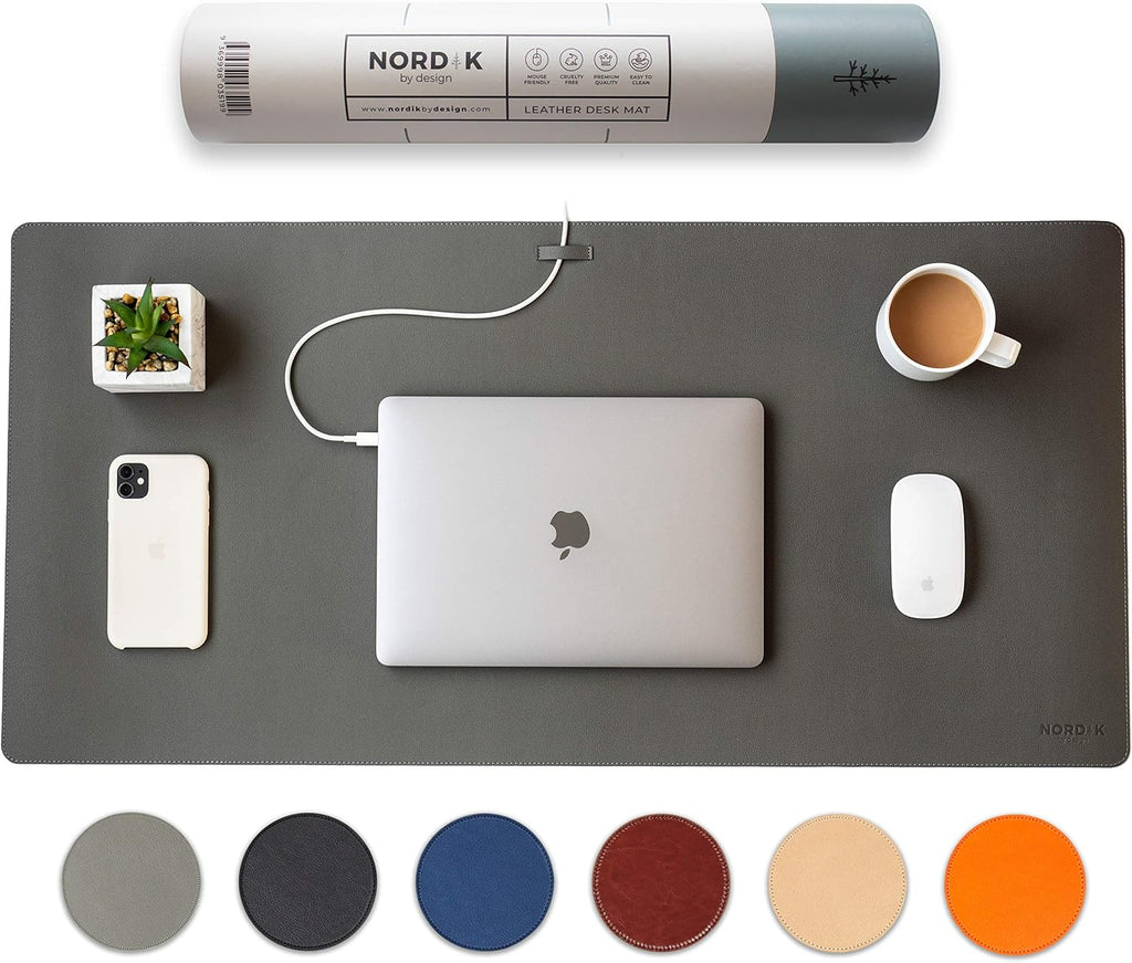 Nordik - Alfombrilla de Escritorio de Cuero con Organizador de Cables - Gris Alaska 35 X 17 pulgadas - Alfombrilla de Ratón Extendida Premium para Accesorios de Oficina en Casa - Protector de