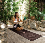 Esterilla de yoga de viaje impresa - Esterilla de ejercicios y entrenamiento de 1/16 de pulgada de grosor, antideslizante, con bolsa de transporte, plegable, ligera, de gamuza y goma natural