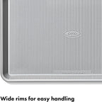 OXO Good Grips - Bandeja de horno antiadherente de media hoja con revestimiento transparente Pro