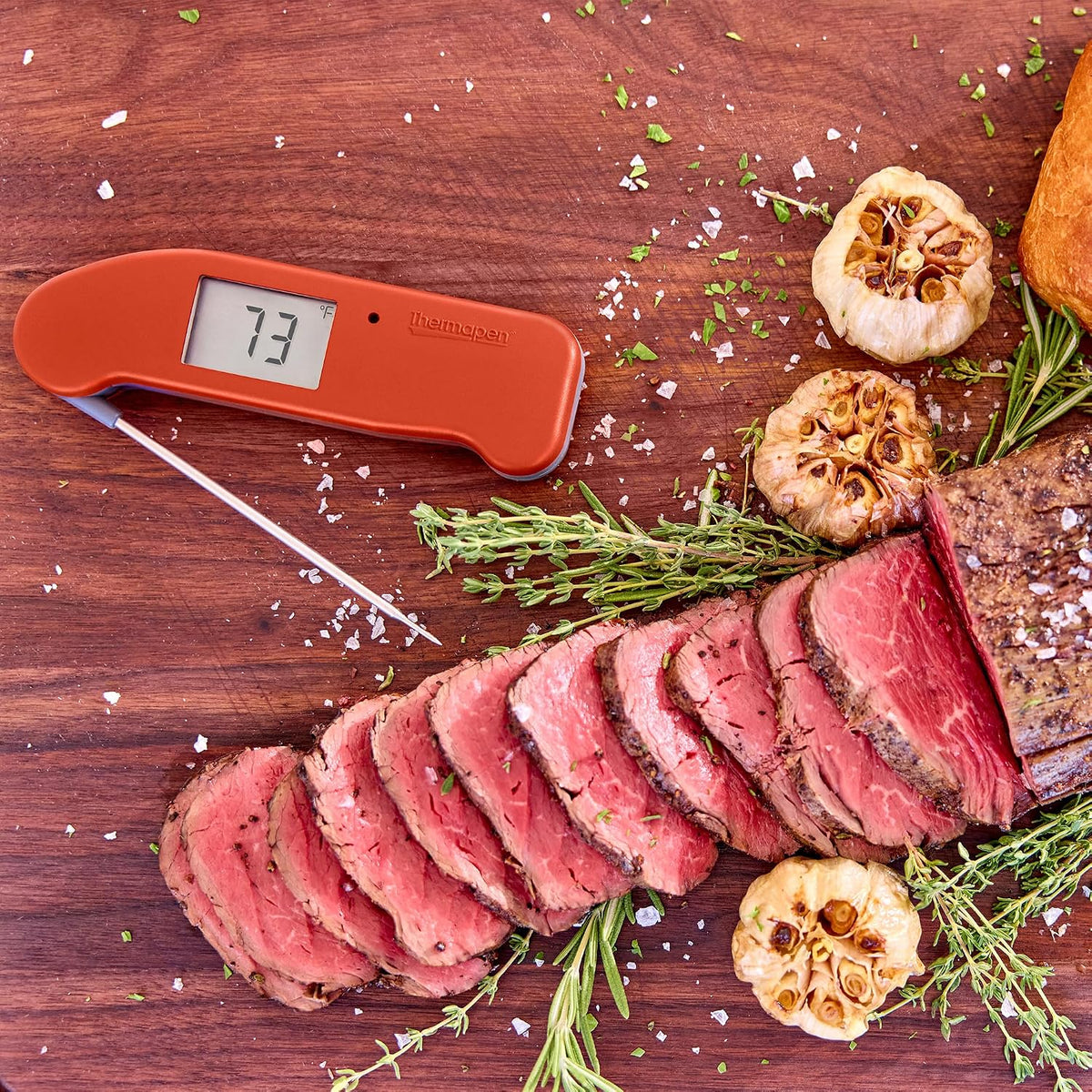 ThermoWorks Thermapen ONE - Termómetro de lectura instantánea recomendado n.º 1, color rojo pimienta de cayena