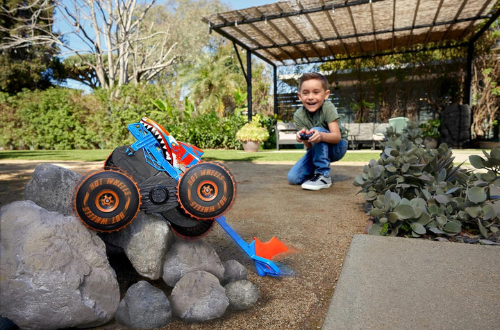 Hot Wheels Monster Trucks - Vehículo de juguete a control remoto, e...