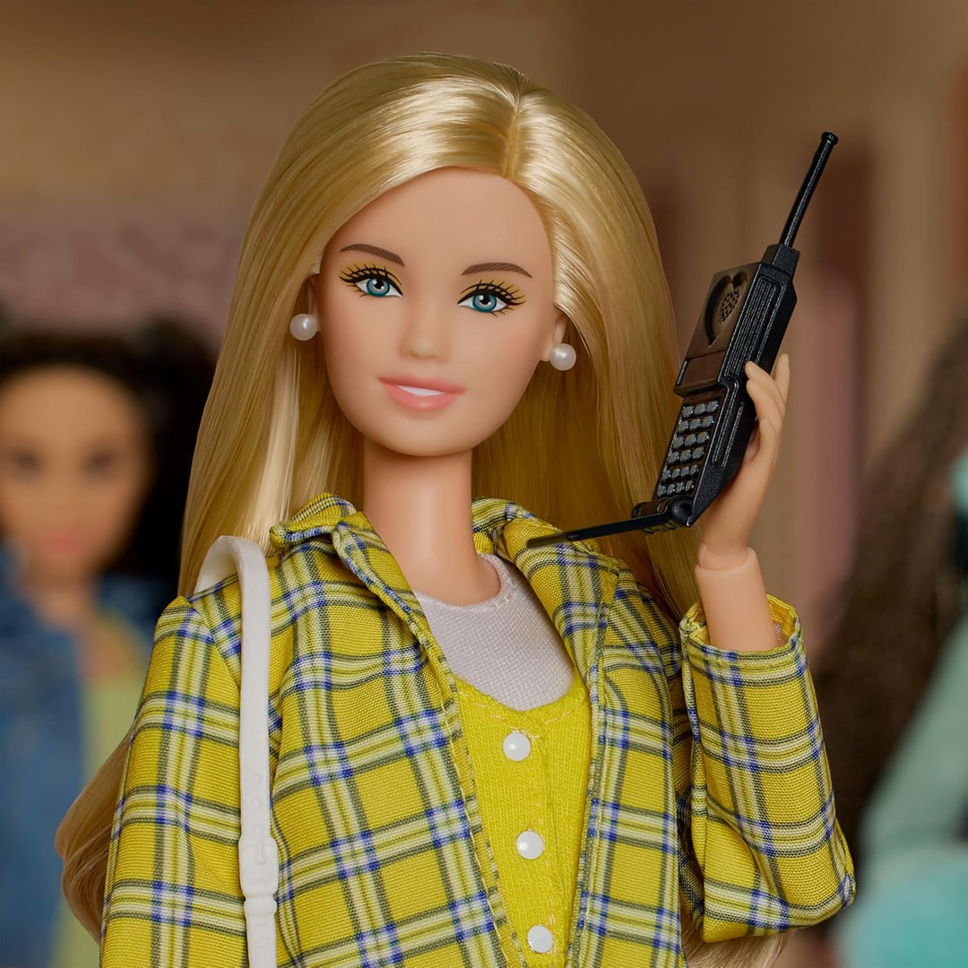 Muñeca Barbie Signature, colección Clueless Cher en traje a cuadros...