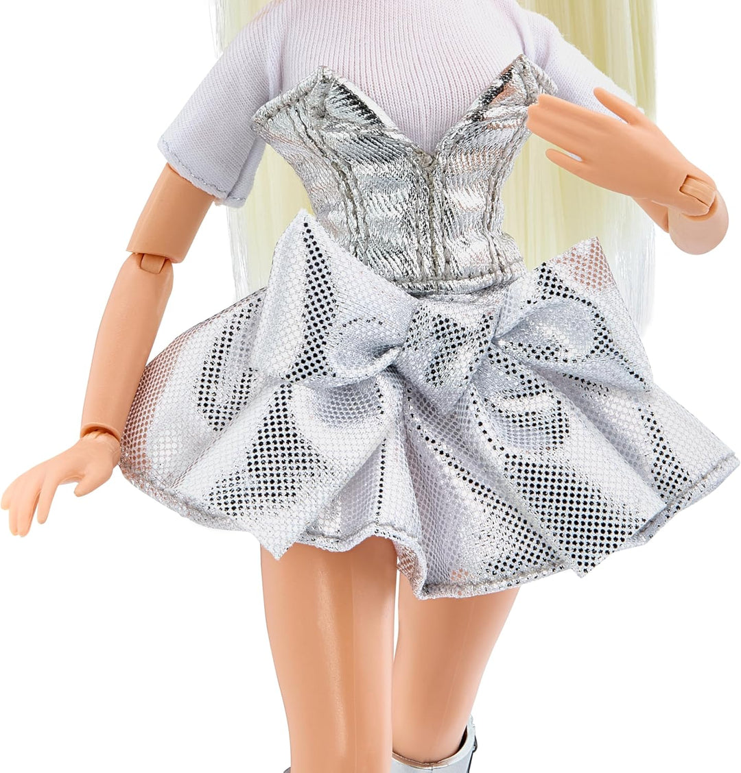 Bratz Charmz Cloe Muñeca de moda con pulsera de encanto