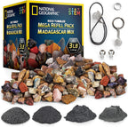 NATIONAL GEOGRAPHIC Recarga de Rocas – Paquete Mega Madagascar, 3 libras de piedras preciosas incluyendo cuarzo rosa, jaspe, labradorita y más, grano para pulir y engastes para joyería