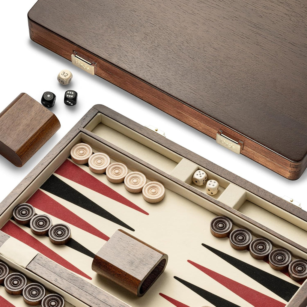 Juegos de backgammon de nogal natural prémium de 14.5 pulgadas para adultos, 30 damas de madera, 2 tazas de dados de nogal y 5 dados de madera, juego clásico de mesa de estrategia para dos