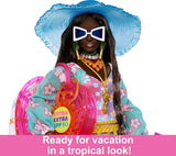 Muñeca Barbie Extra Fly con ropa y accesorios de viaje con temática...