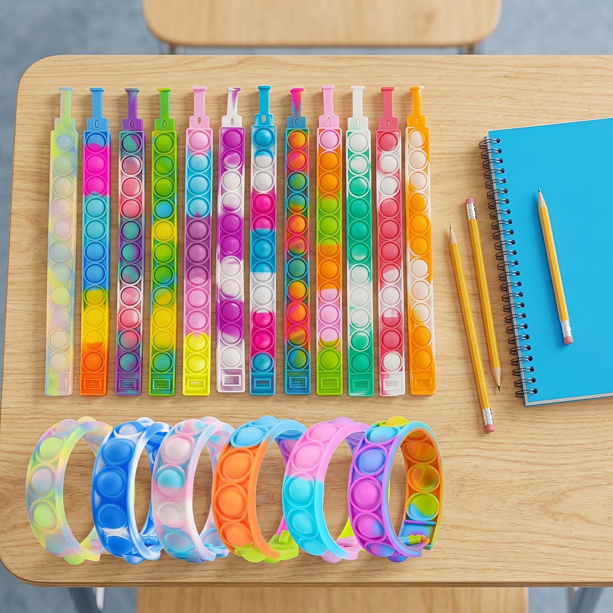 120 pulseras de burbujas, juguetes sensoriales para recuerdos de fiesta, llavero pop a granel para premios de aula, rellenos de cesta de huevos de Pascua, regalos de Navidad y San Valentín para niños