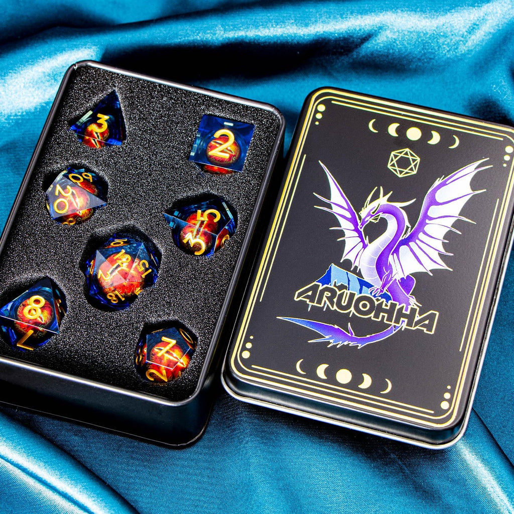 ARUOHHA DND Resin Dice Gazes Eye Dice Golden Blue Liquid Core Flaming RPG Sharp Edged Dice Set con Gift Box, Polyhedral D y D Dice Set compatible con Dungeons Dragons Role Playing Game D20 D6