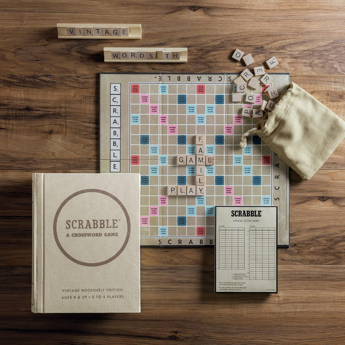 WS Game Company Scrabble Vintage Bookshelf Edition Juego de mesa, 2-4