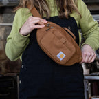 Carhartt Bolsa Bandolera Clásica Ajustable, Duradera, Riñonera Resistente al Agua de 600 Deniers