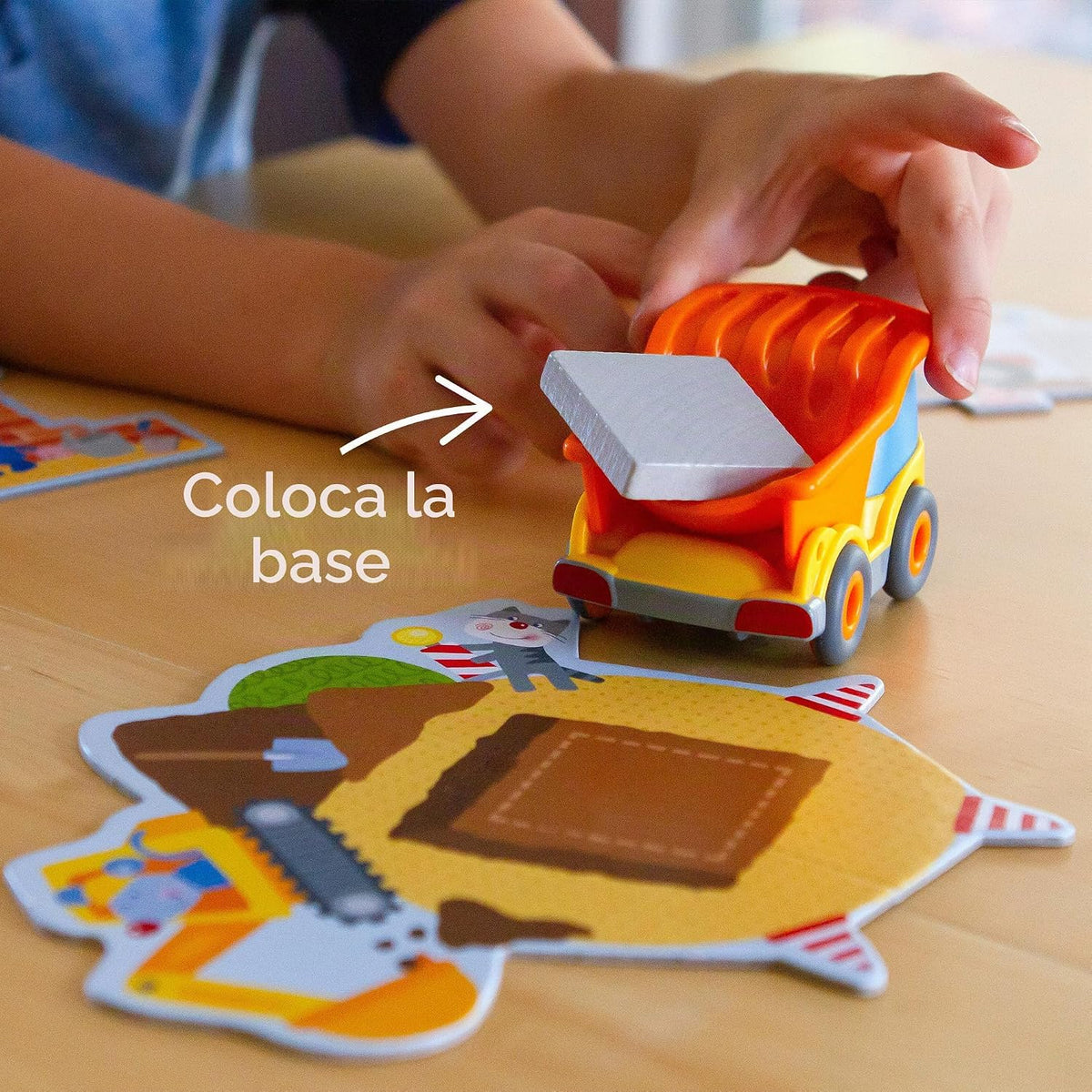 HABA My Very First Games Building Site, un juego de aprendizaje cooperativo para niños, actividades de aprendizaje y juegos para niños de más de 2 años con camión de juguete incluido