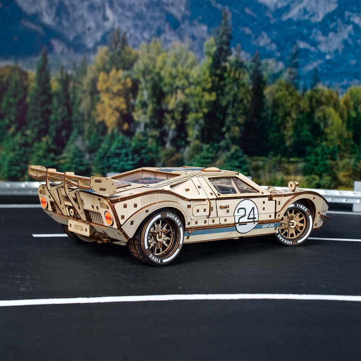 UGEARS UGT-24 Endurance Racer 3D Rompecabezas de madera para adultos