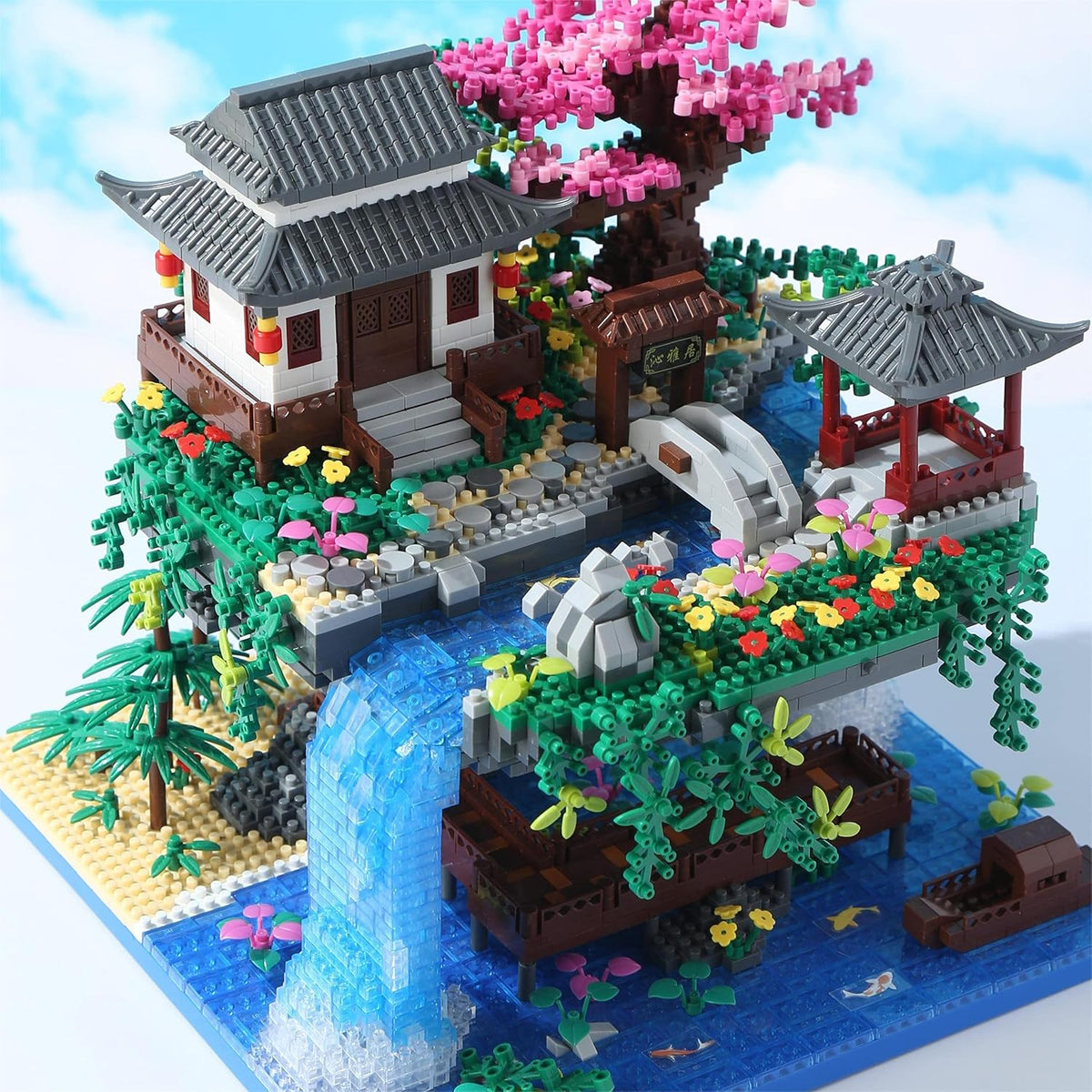 Yushinv Juego de construcción de árbol de cerezo con caja de regalo, casa de árbol de cerezo con música original (tipo: sinfonía), kit de construcción de luces de casa de árbol Sakura japonés, 3320 piezas, juego de construcción de bonsái de cerezo.