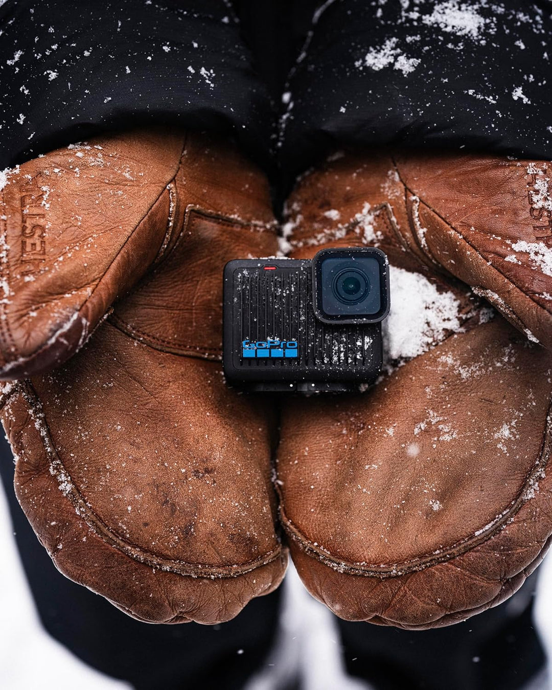 GoPro Hero - Cámara de acción compacta impermeable con video 4K Ult...