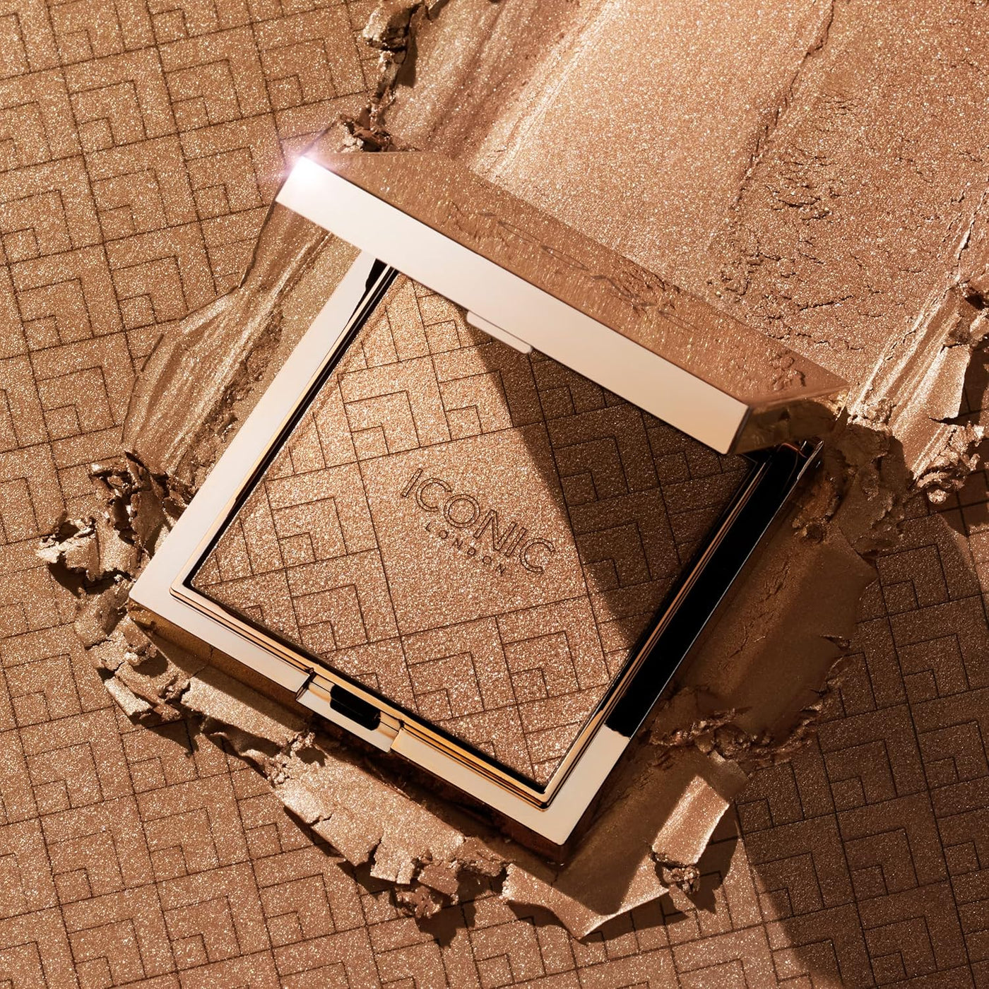 ICONIC LONDON Kissed by the Sun - Rubor, bronceador y resaltador mu...