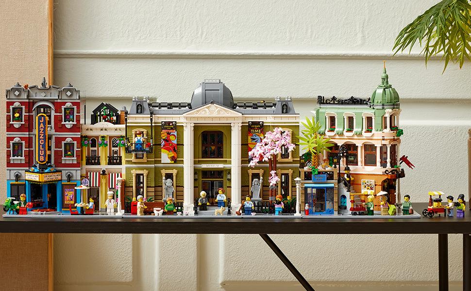 LEGO Icons - Kit de construcción de museo de historia